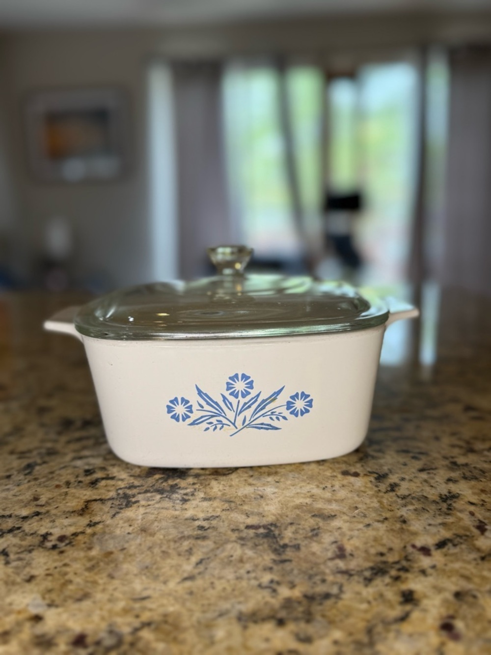 Corningware Blue Cornflower 1 1/2 Quart Casserole Dish